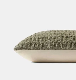 Alinah Pillow