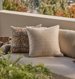 Anaya Indoor / Outdoor Pillow