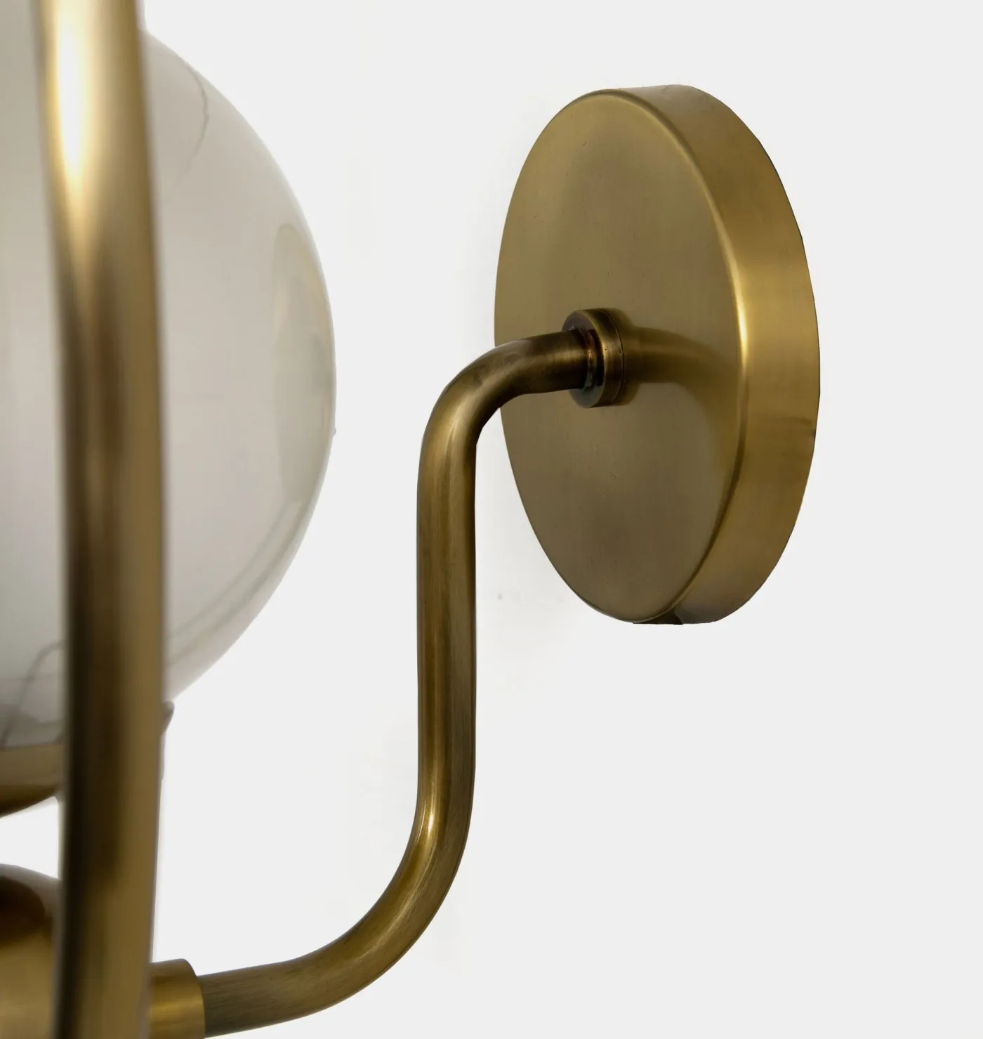 Andros Sconce
