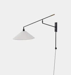 Averi Plug-In Sconce