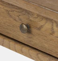Bari Desk