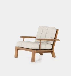 Bay Outdoor Lounging Chair