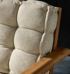 Bay Outdoor Lounging Chair