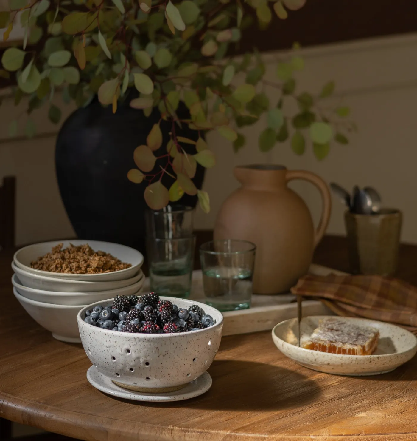 Berry Bowl w/ Saucer