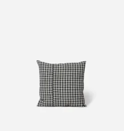 Bettina Vintage Pillow 19" x 19"