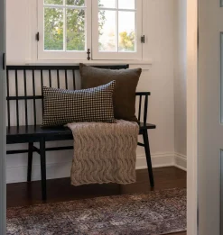 Billie BIL-01 Ink / Salmon Area Rug