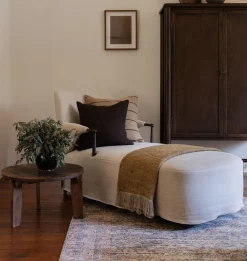 Brently Chaise