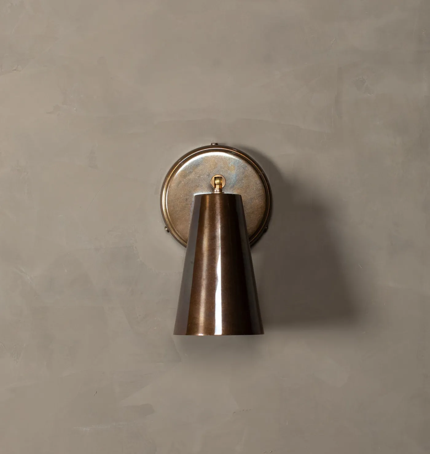 Cashel Wall Light Antique Brass