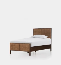 Cobain Bed
