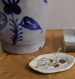 Cream Oval Catchall Tray