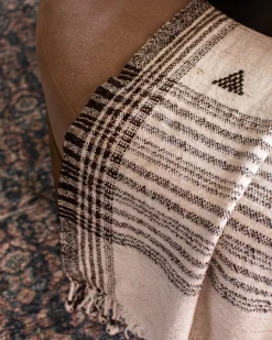 Dahalia Throw Blanket