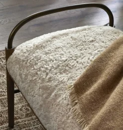 Demi Accent Bench