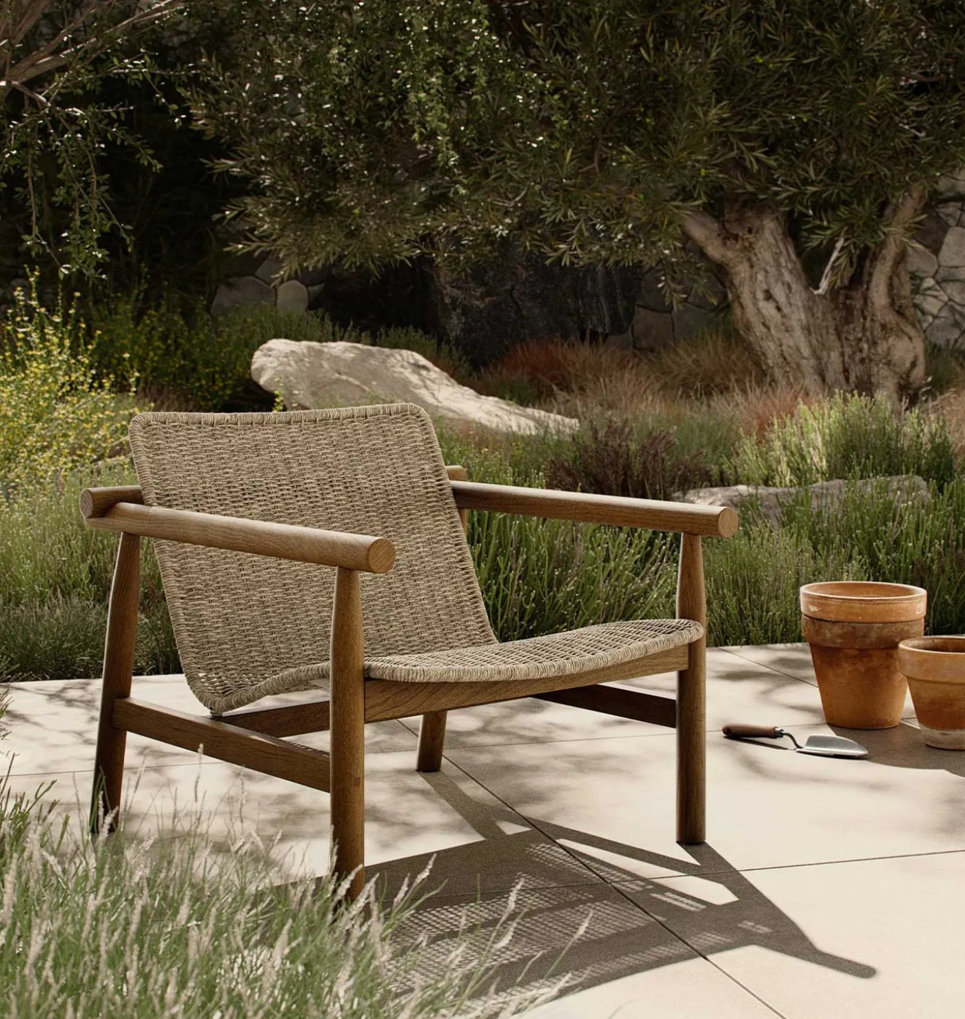 Dume Outdoor Lounge Chair