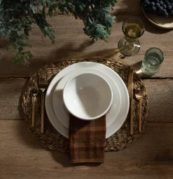 Farmhouse Dinnerware