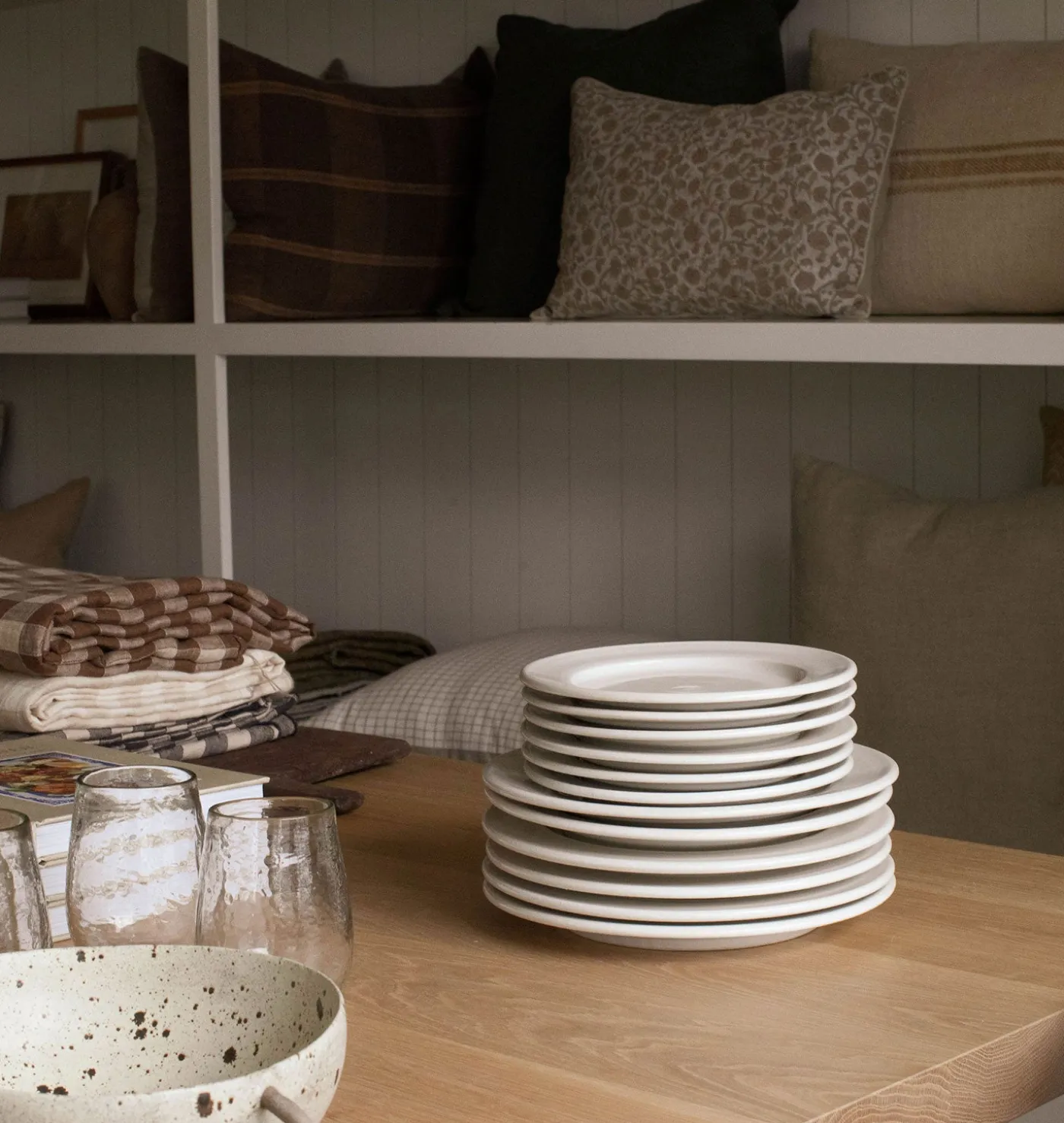 Farmhouse Dinnerware