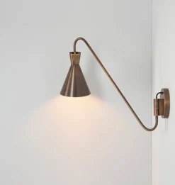 Forli Pivoting Brass Sconce