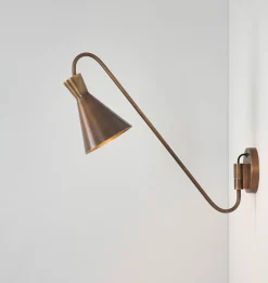 Forli Pivoting Brass Sconce