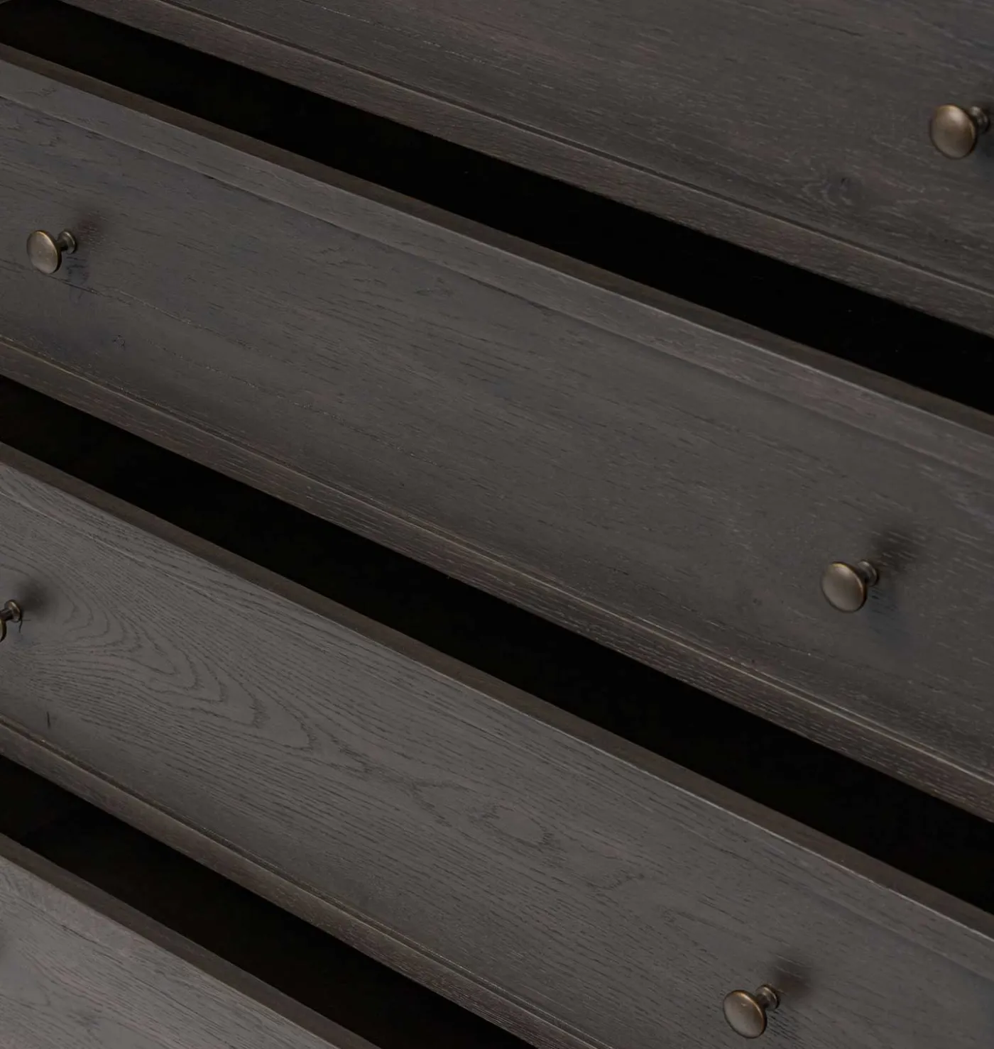 Geoffrey 4 Drawer Dresser