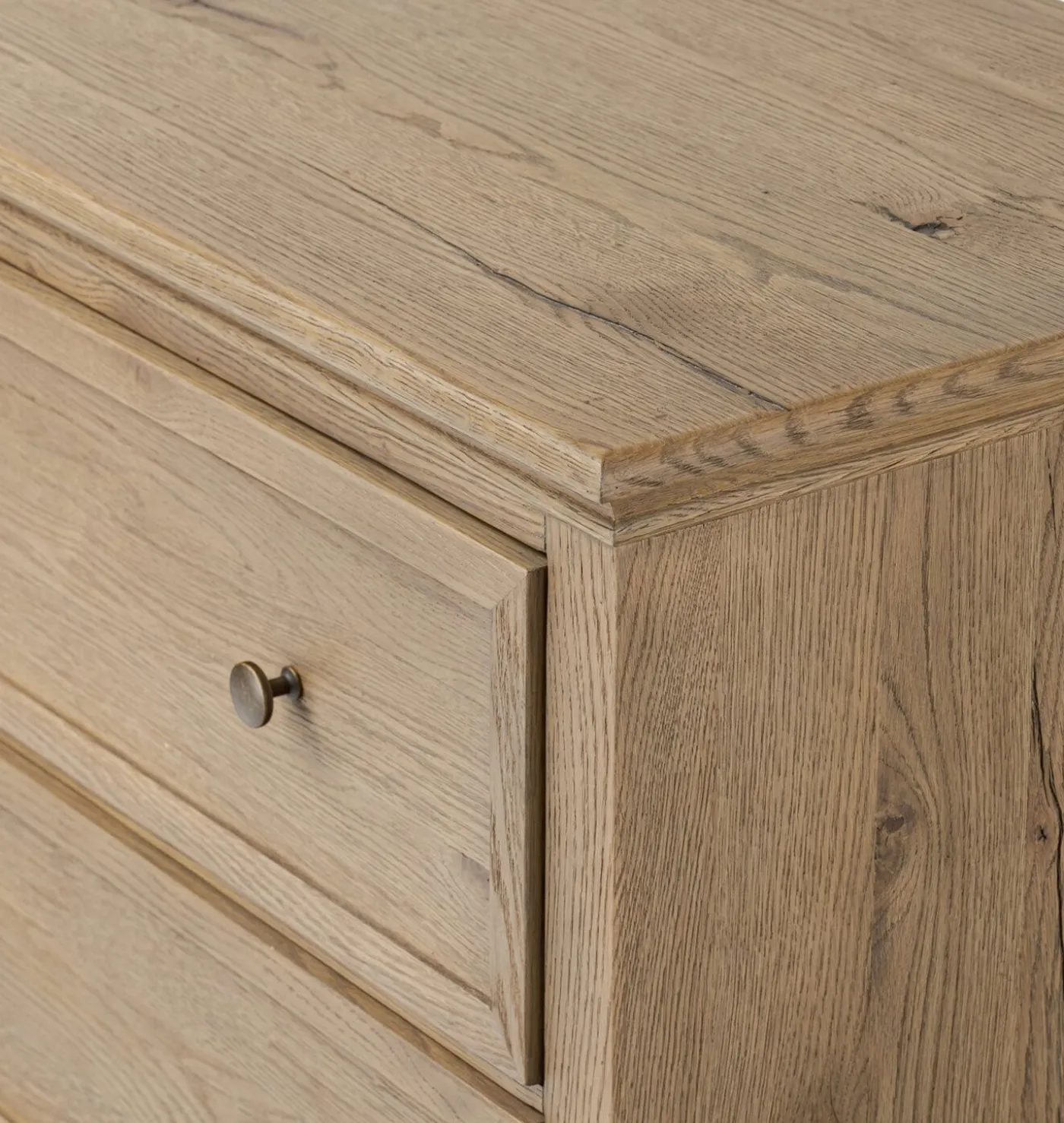 Geoffrey 4 Drawer Dresser