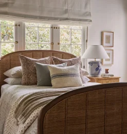 Gretta Bed