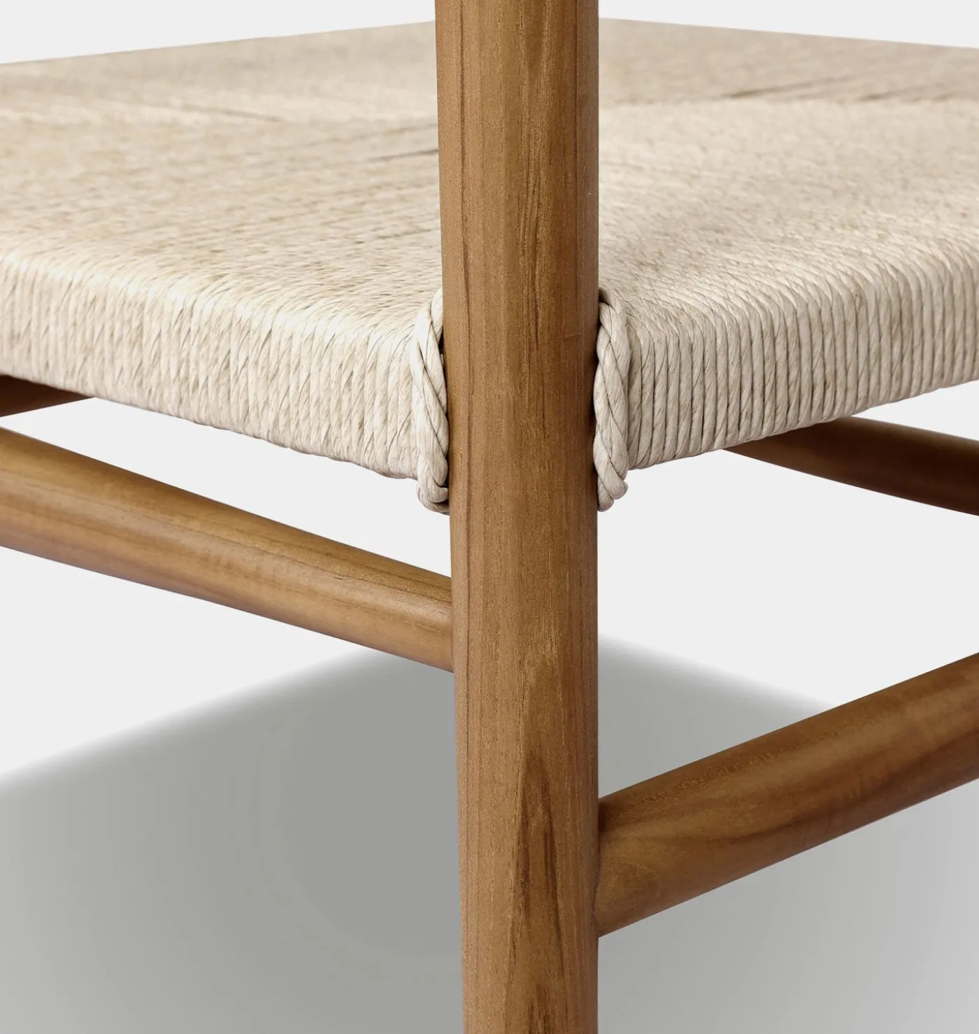 Grove Outdoor Lounge Chair