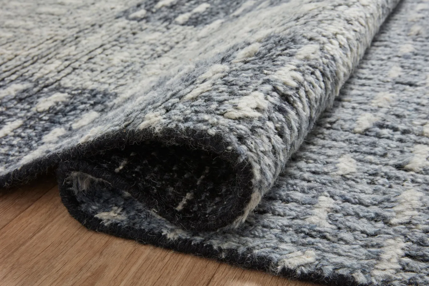 Gwyneth GWY-01 Denim / Sky Area Rug