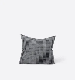 Isabella Vintage Pillow 16.5" x 19"