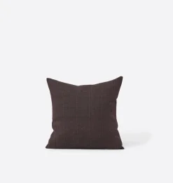 Isolde Vintage Pillow 20" x 20"
