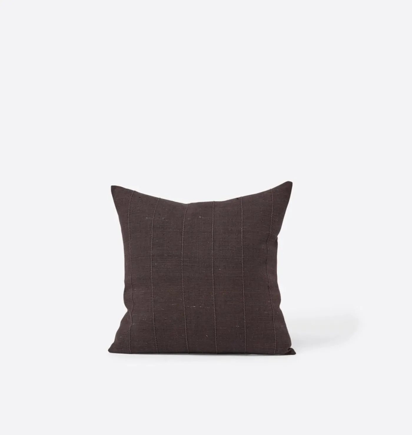 Isolde Vintage Pillow 20" x 20"