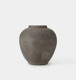 Kyros Clay Vessel