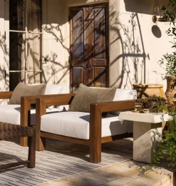 Lumi Outdoor Lounge Chair