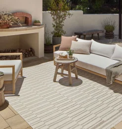Malibu MAB-03 Ivory / Dove Area Rug