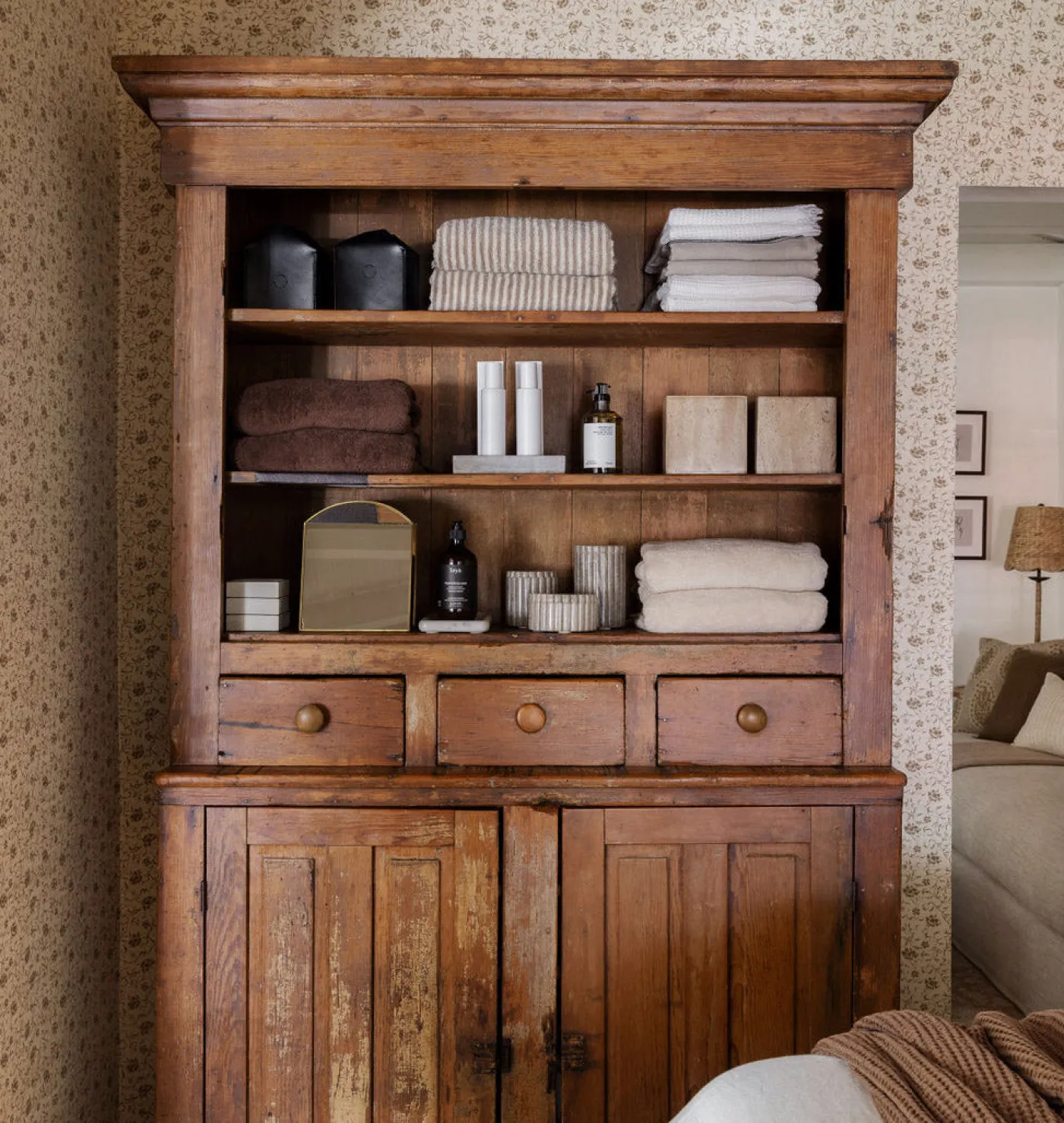 Margueritte Grasscloth Wallpaper