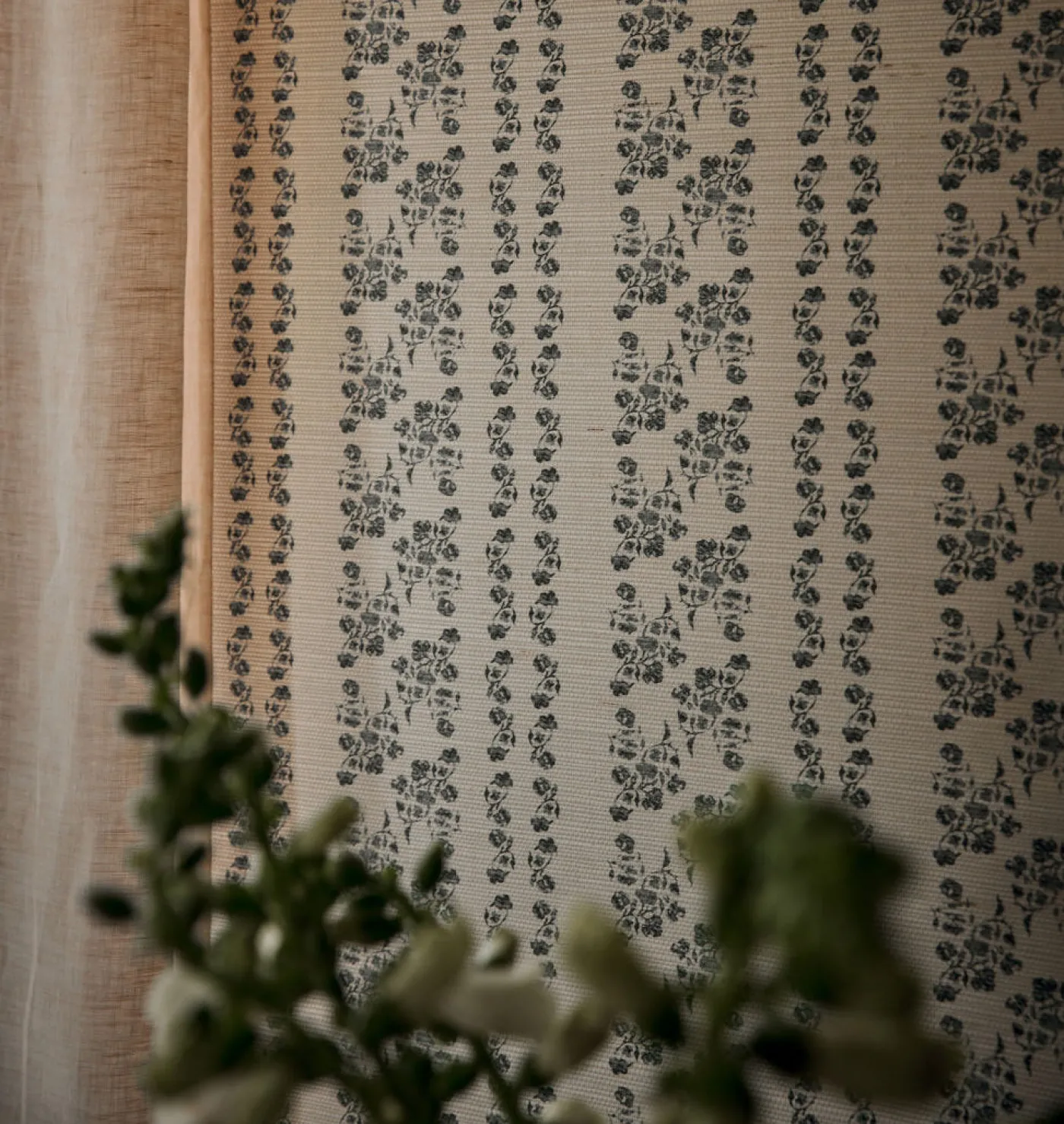 Marisol Stripe Grasscloth Wallpaper