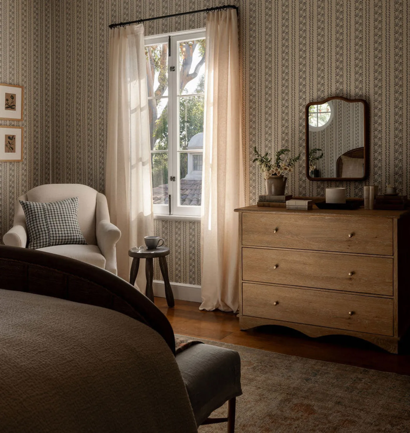 Marisol Stripe Grasscloth Wallpaper