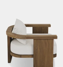 Mimi Outdoor Lounge Chair