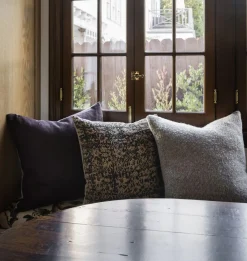Misti Pillow 22