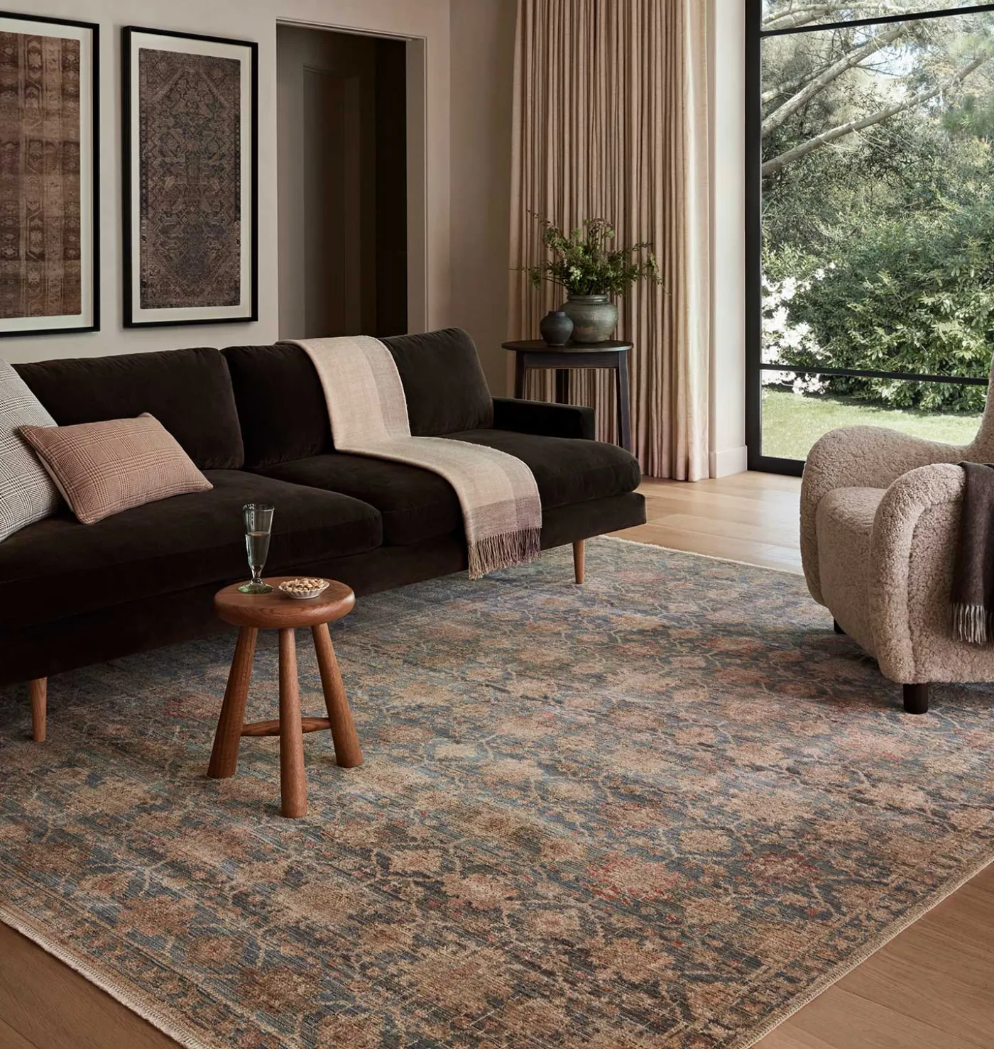 Molly MOL-03 Ocean / Sunset Area Rug