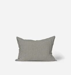 Morely Pillow 16" x 22"