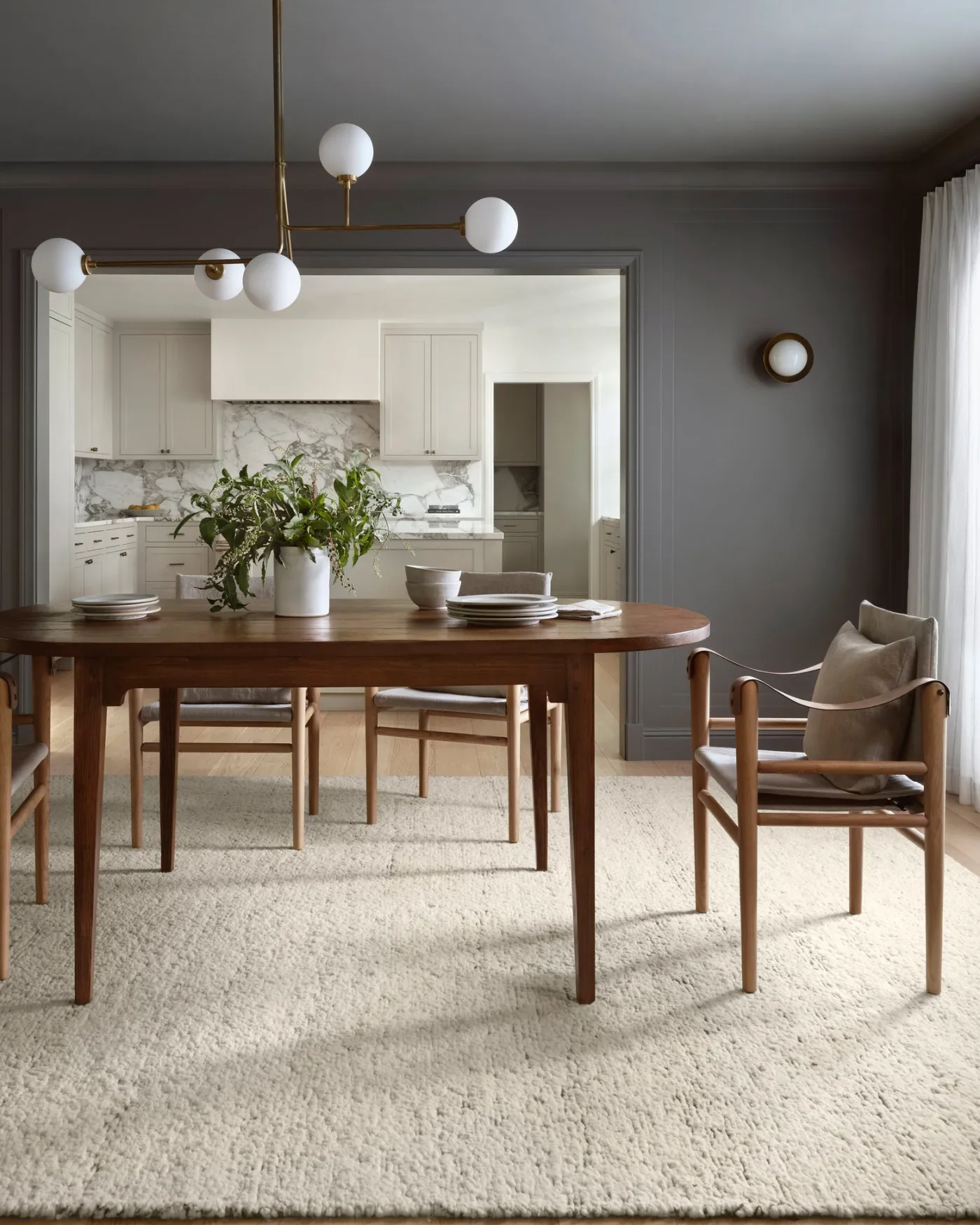 Mulholland MUL-02 Silver / Natural Area Rug