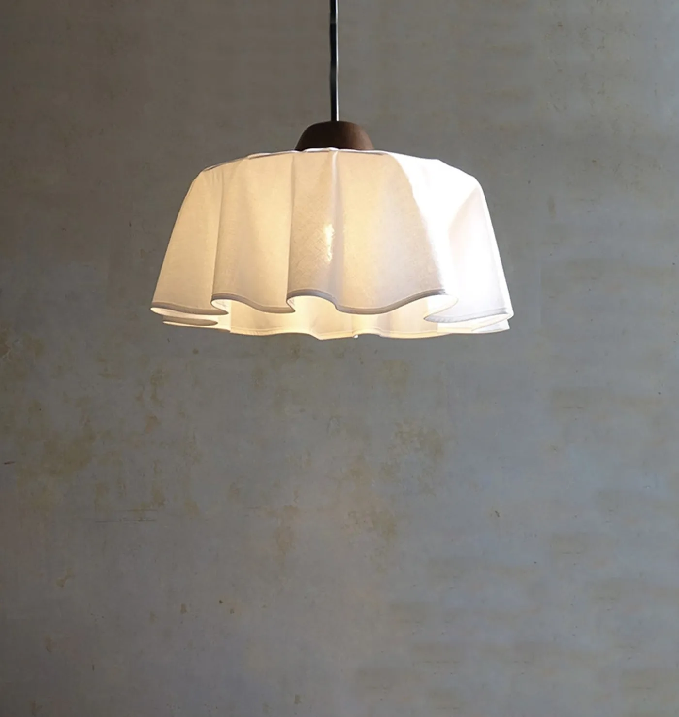 Plume Pendant