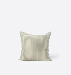 Rachel Vintage Pillow 21" x 22"