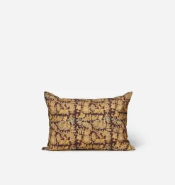 Ravi Indoor / Outdoor Pillow