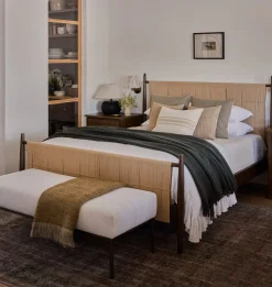 Richard Natural Rush Bed