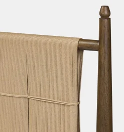 Richard Natural Rush Bed