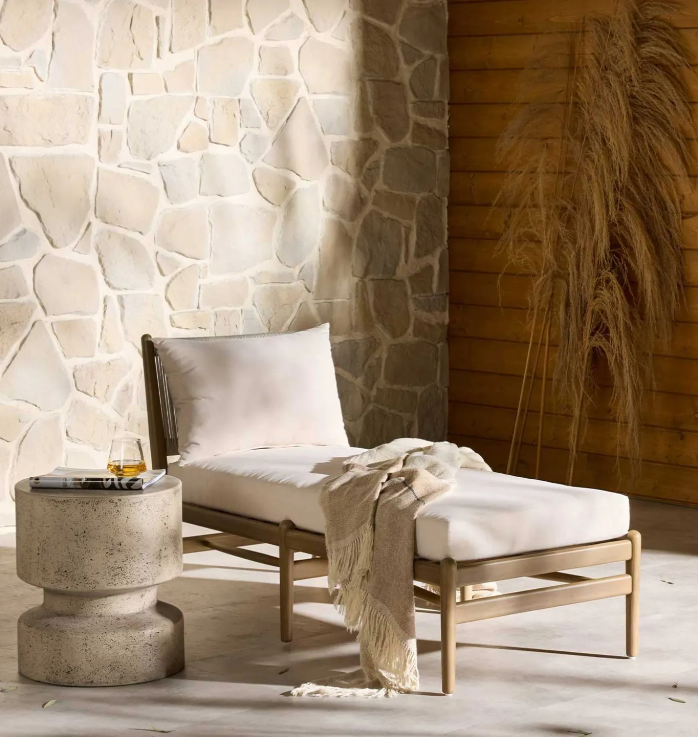 Roselyn Outdoor Chaise