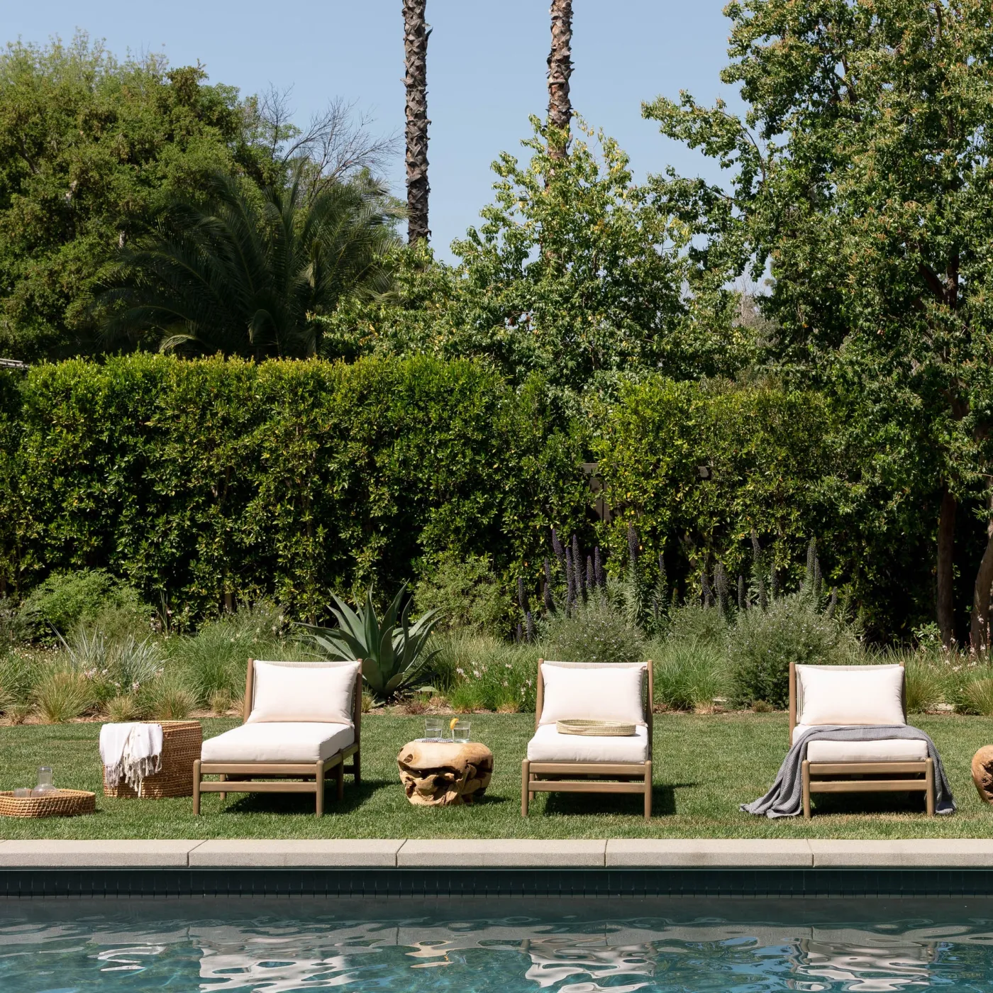 Roselyn Outdoor Chaise