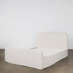 Shelby Bed with Footboard