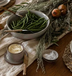Stoneware Serving Bowl