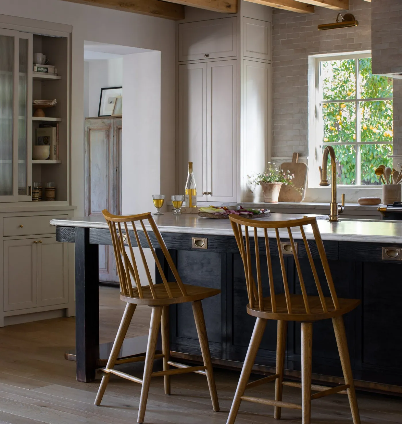 Ted Bar & Counter Stationary Stool